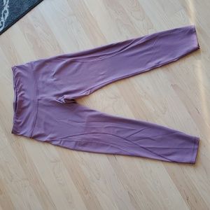 Old Navy 7/8 High Waist Compression Leggings with Mesh Sidepanel